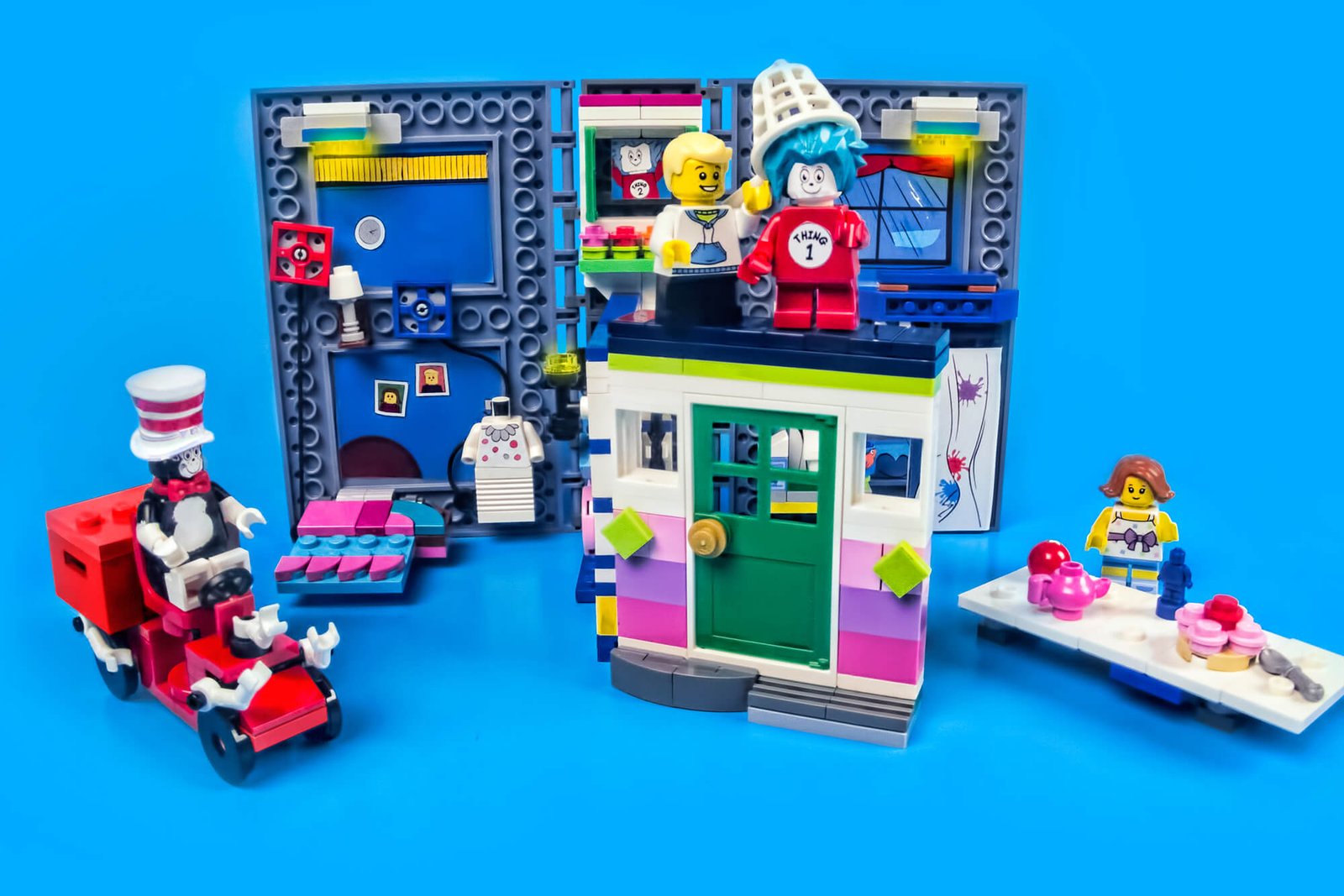 07AFor_LEGO_Ideas_DrSeuss-TheCatInTheHat05