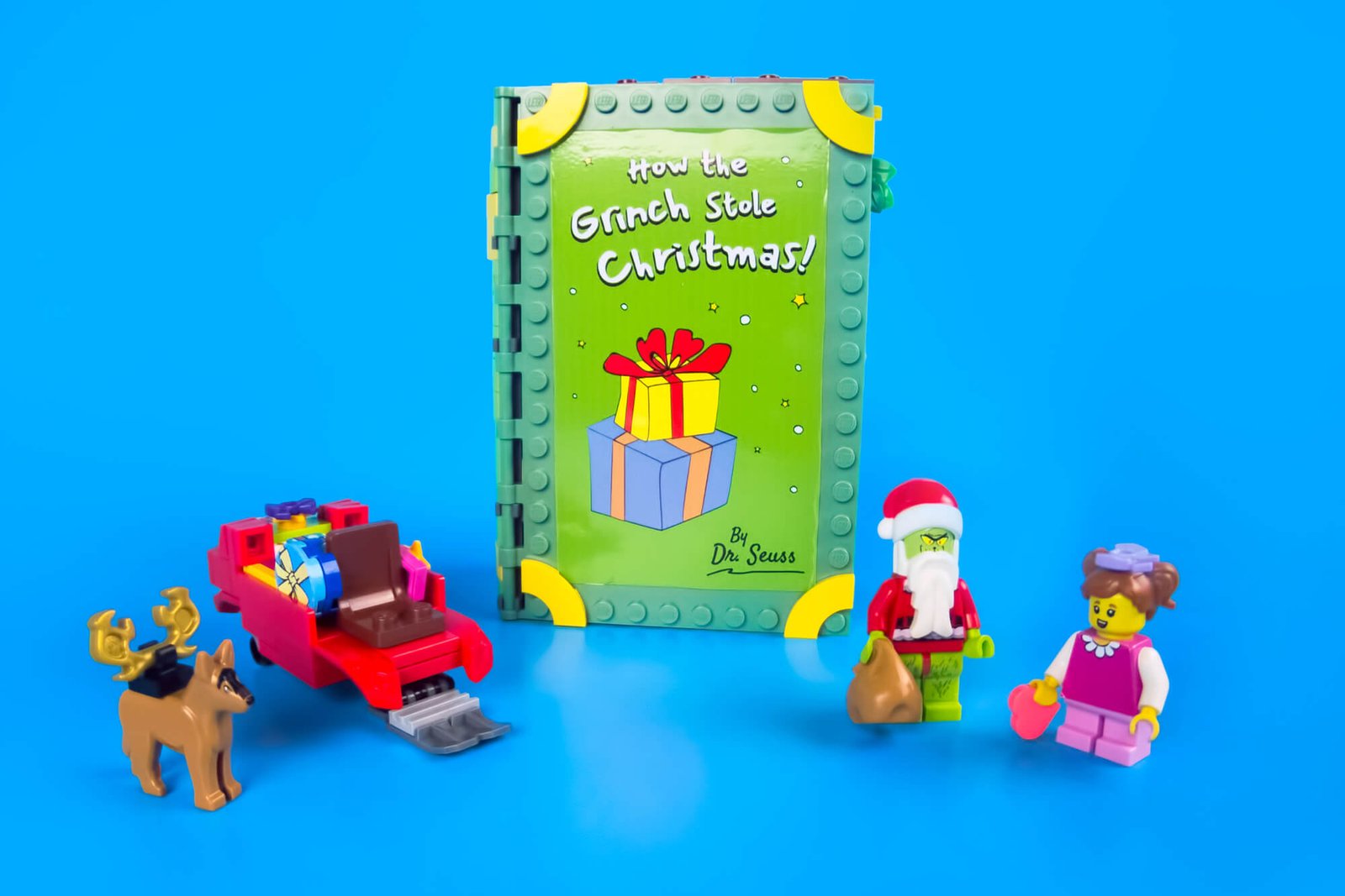 08AFor_LEGO_Ideas_DrSeuss-TheGrinch06